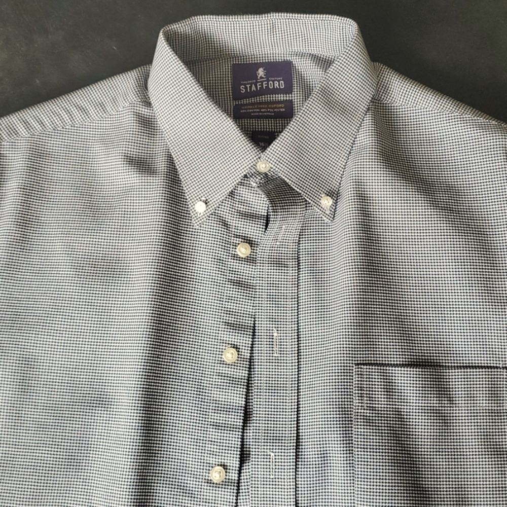 Stafford Men's Dress Shirt